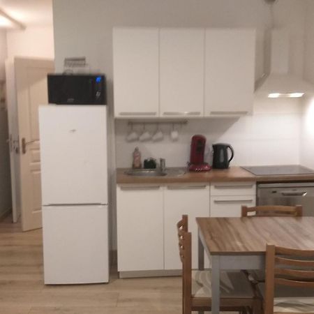 Excellent Studio Au Coeur Historique De Fréjus 外观 照片